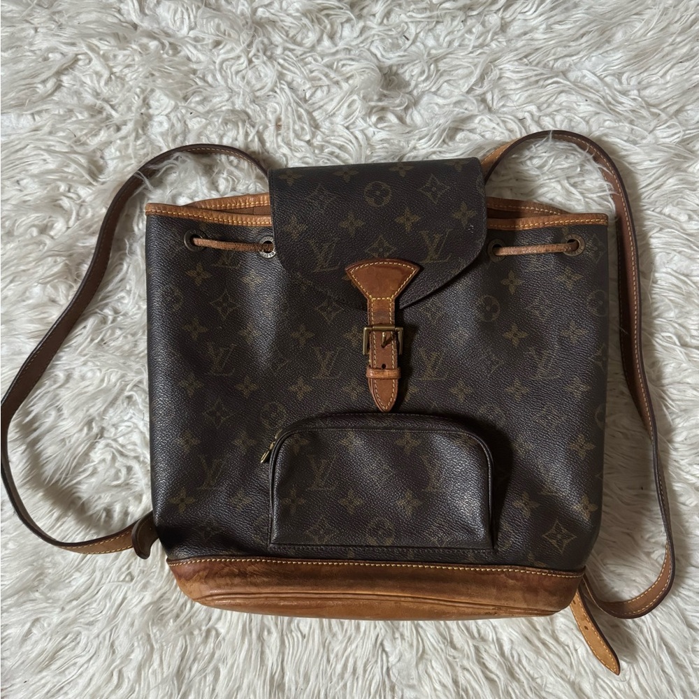 Vintage louis vuittin montsoutis MM backpack